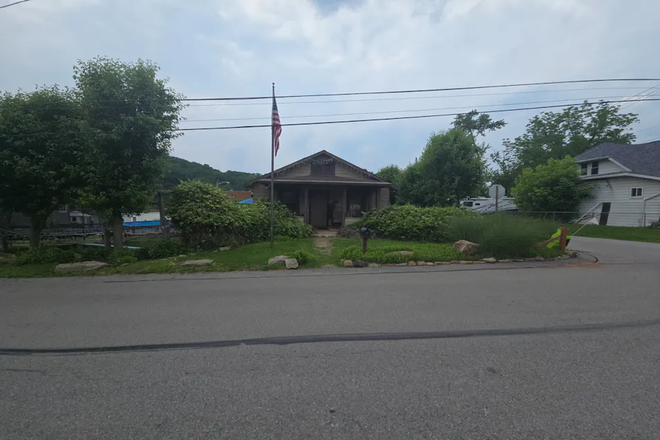 3943 Cole Ave Allison Park, PA 15101, Allegheny County