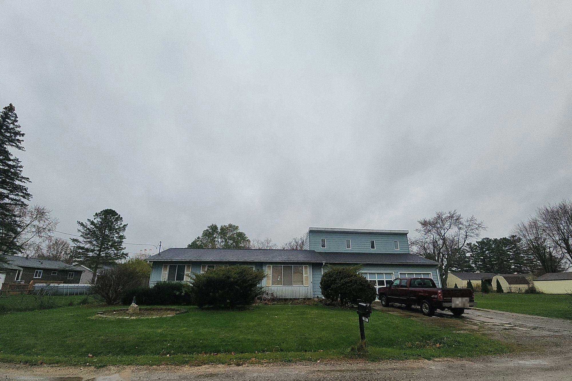 BURTON - Mi  2184 E Schumacher St, Burton, MI 48529, Genesee County