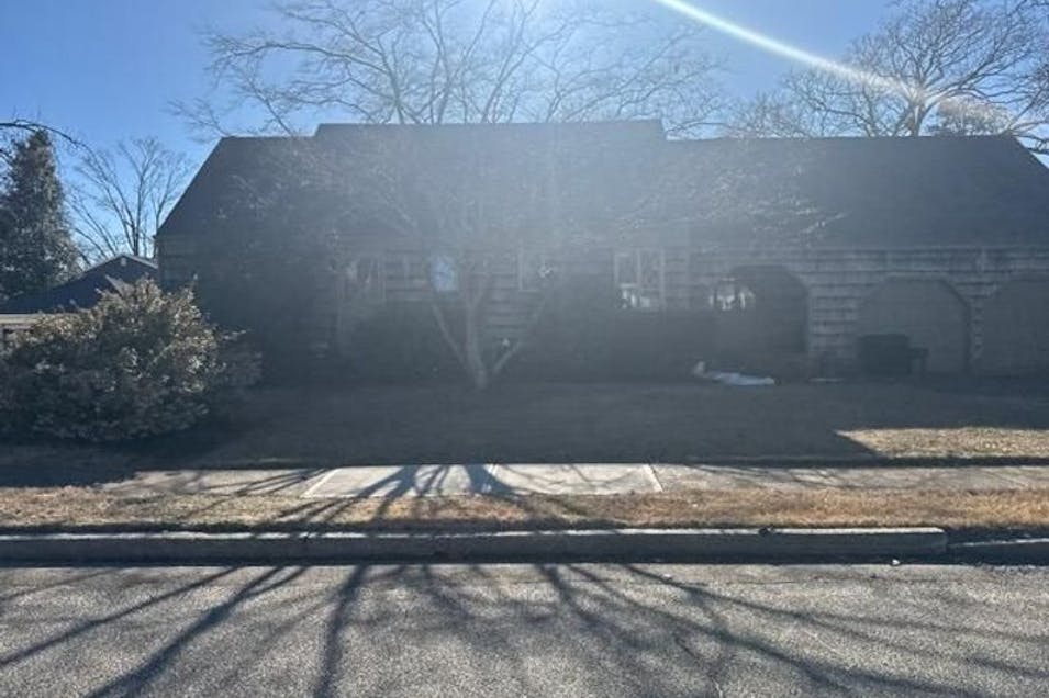 8 Hillside Avenue Blue Point, NY 11715, Suffolk County