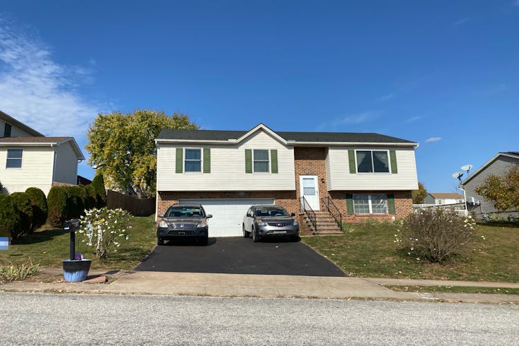 2950 Village Square Drive Dover Township, PA 17315, York County