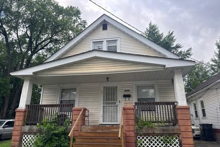 4088 - 4090 E 80th St Cleveland, OH 44105, Cuyahoga County