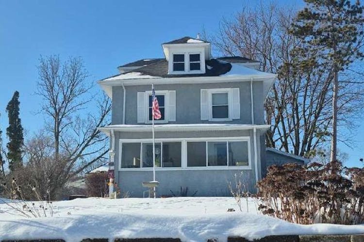 2128 24th St Rock Island, IL 61201, Rock Island County