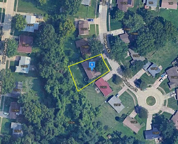 Briarbrae Ct, Saint Louis, MO 63138