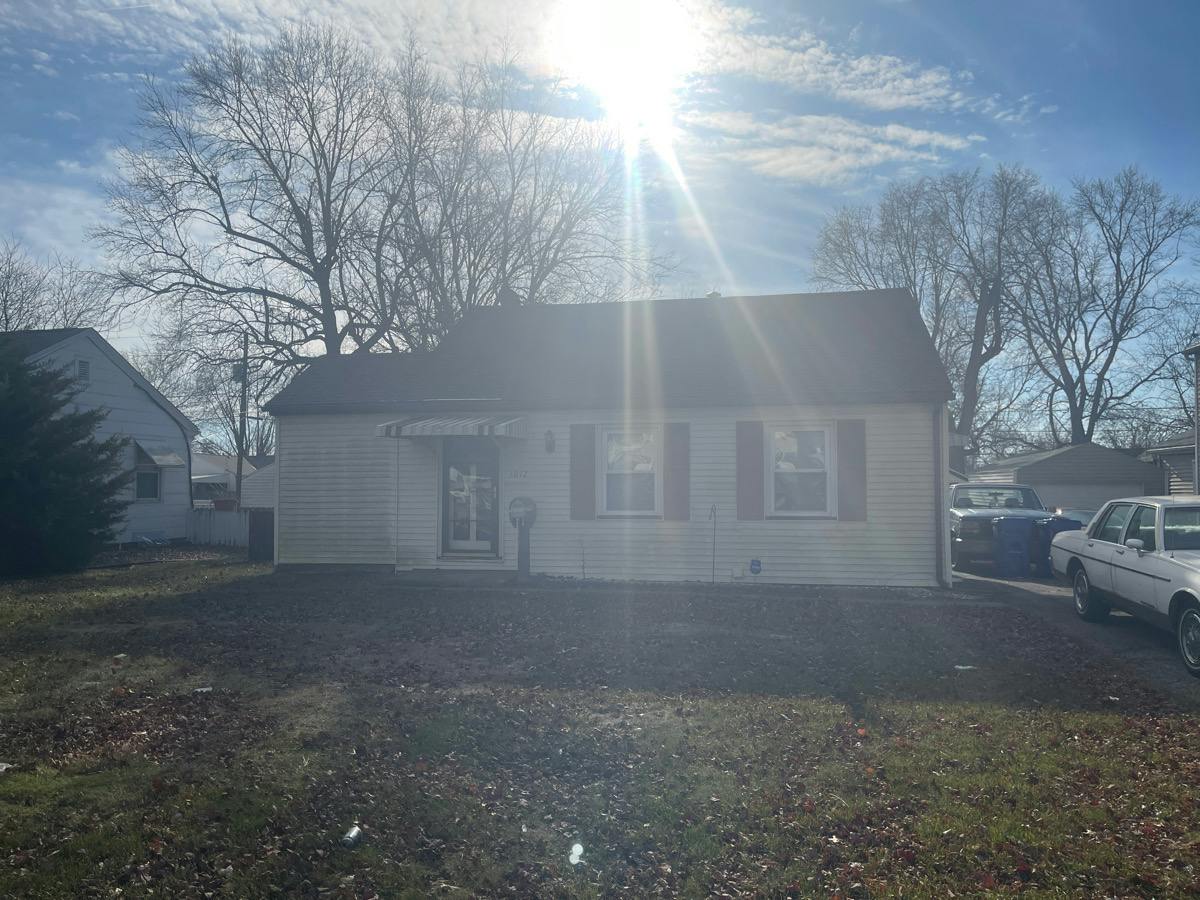 Paris Ave, Peoria Heights, IL 61616