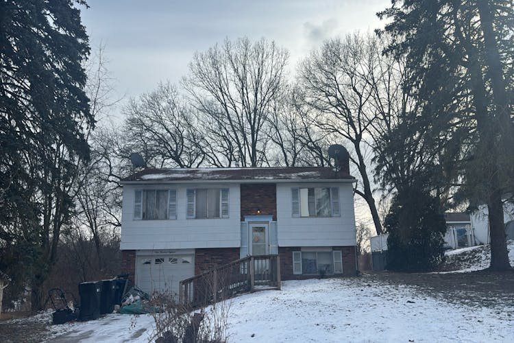 118 Warrencliff Dr Monaca, PA 15061, Beaver County