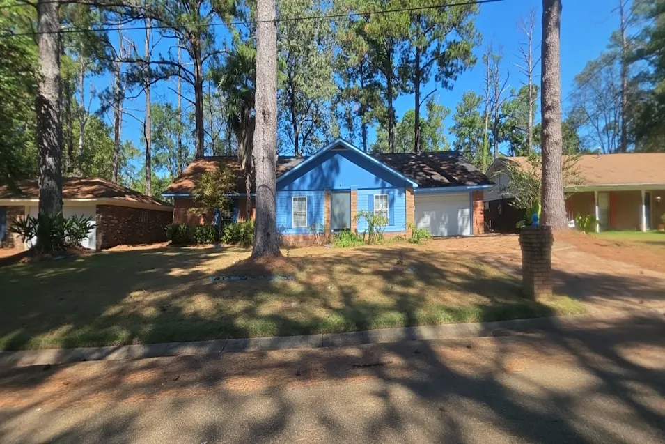 122 Green Harbor Dr Jackson, MS 39206, Hinds County