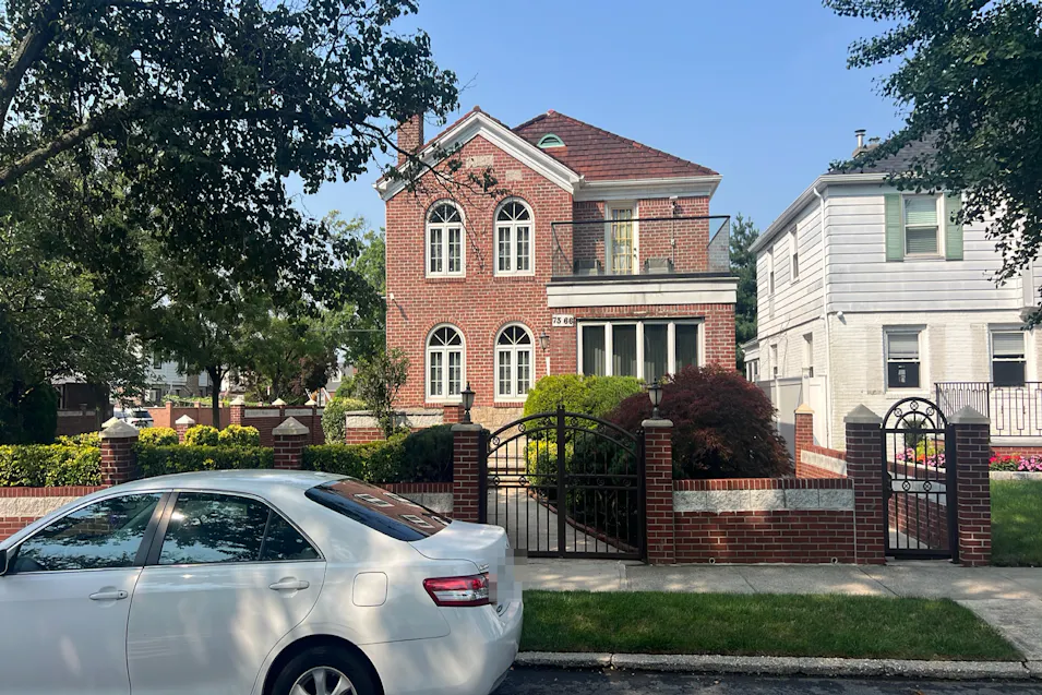 7366 189th Street Aka 73-66 189th Street Fresh Meadows, NY 11366, Queens County