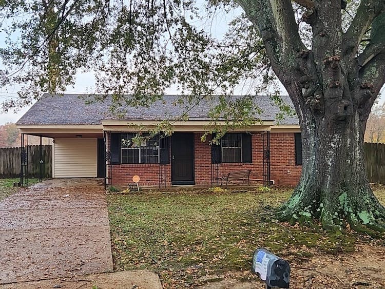 4010 Oakshire Cove Memphis, TN 38109, Shelby County