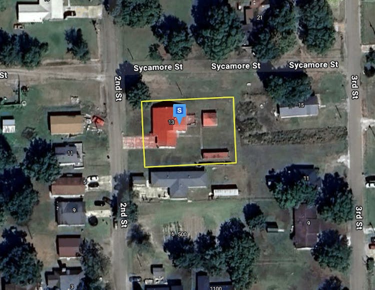 13 Second St Cleveland, MS 38732, Bolivar County