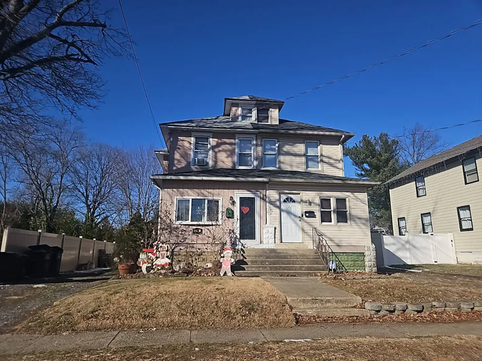 25 New Albany Road Moorestown, NJ 08057, Burlington County