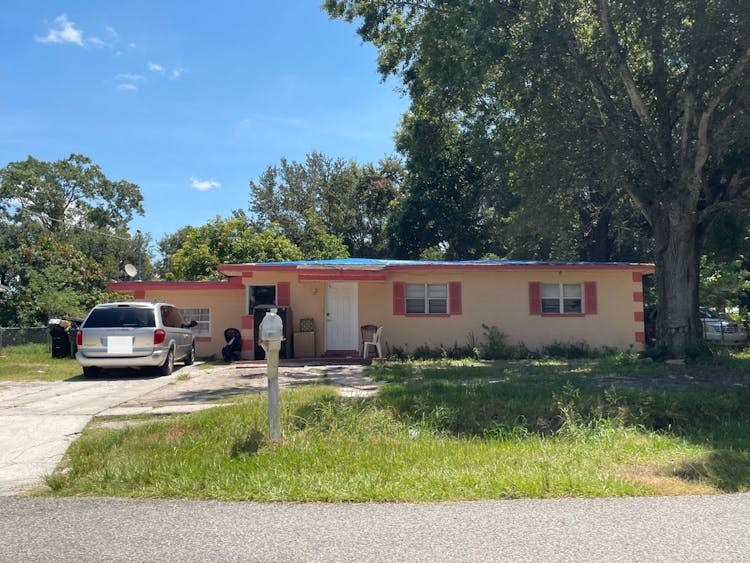 1060 30th St NW Winter Haven, FL 33881, Polk County