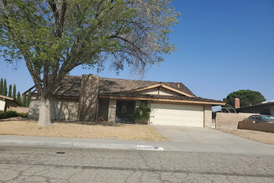 44028 Halcom Avenue Lancaster, CA 93536, Los Angeles County