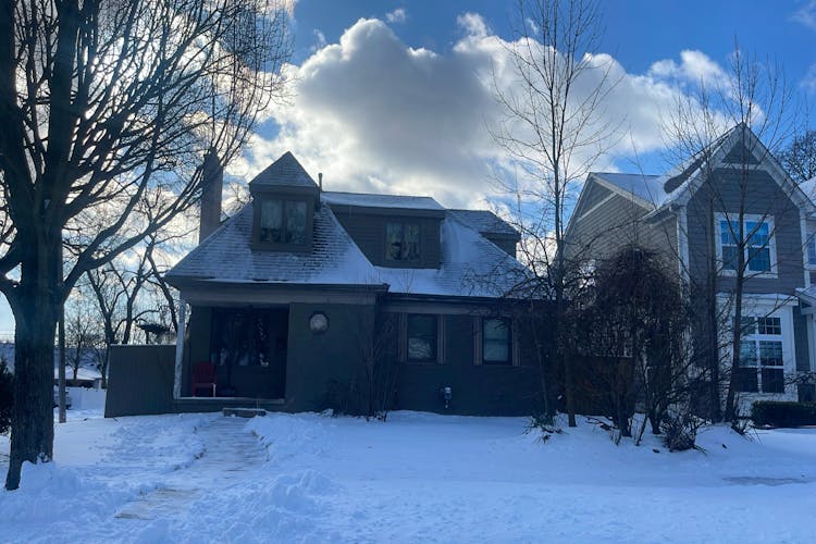 2590 Pembroke Rd Birmingham, MI 48009, Oakland County