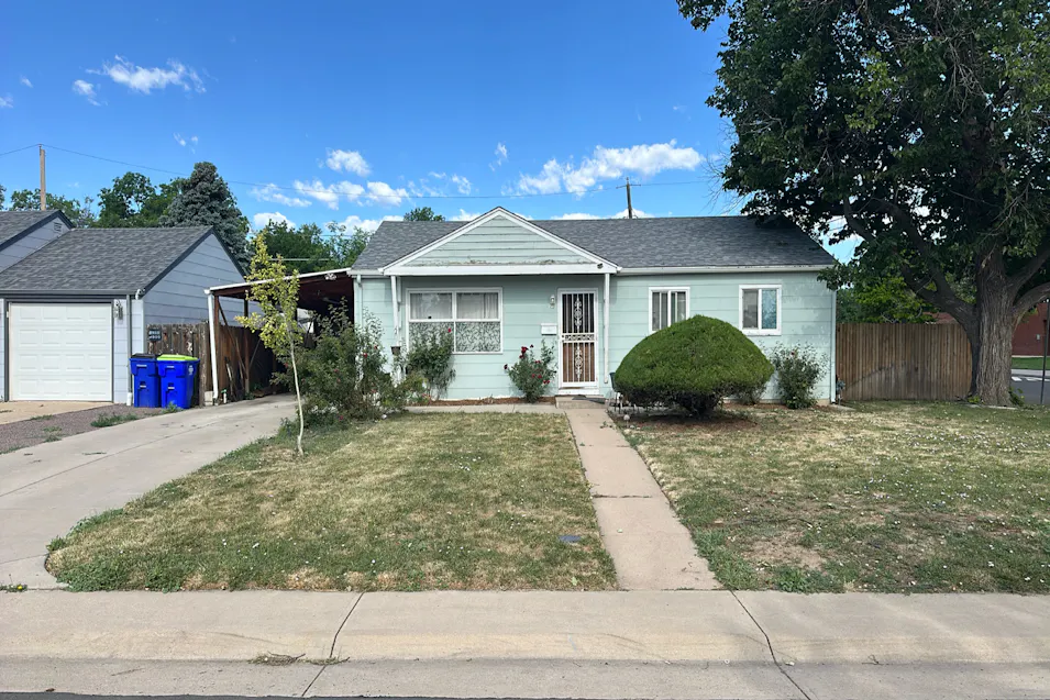995 Nome St Aurora, CO 80010, Arapahoe County