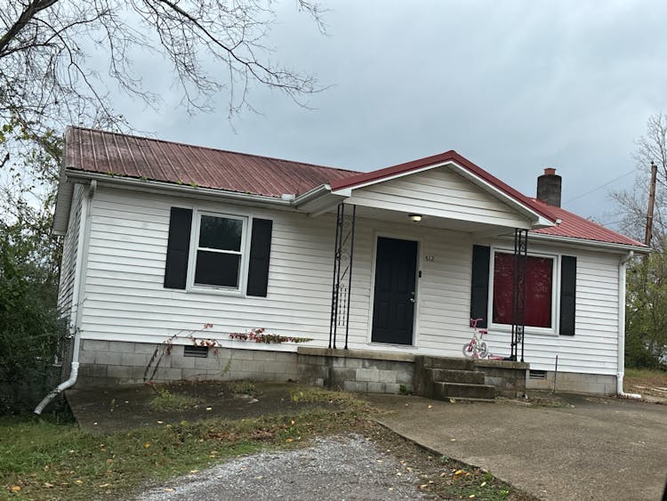 512 Glenn Street Clarksville, TN 37040, Montgomery County