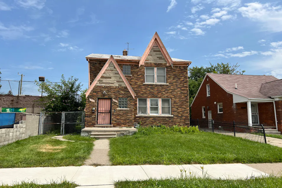 5306 Alter Rd Detroit, MI 48224, Wayne County