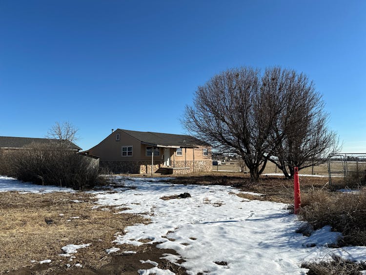 8870 North St Stinnett, TX 79083, Hutchinson County