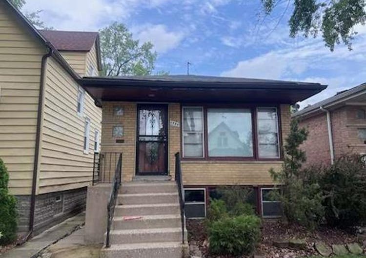 1234 W 97th Place Chicago, IL 60643, Cook County