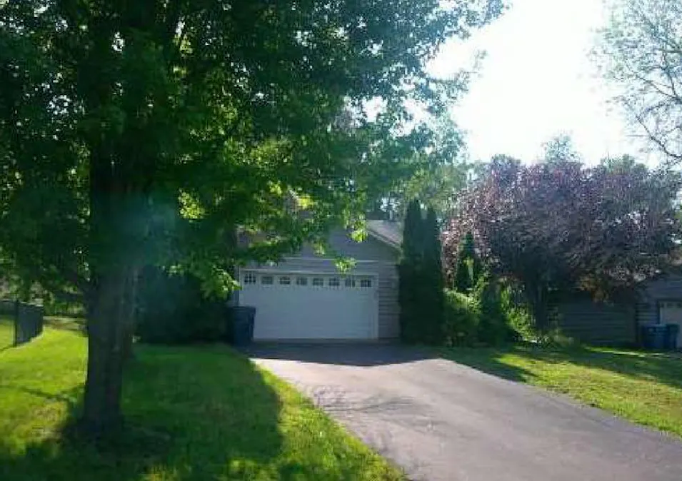 1613 9th St SE Forest Lake, MN 55025, Washington County