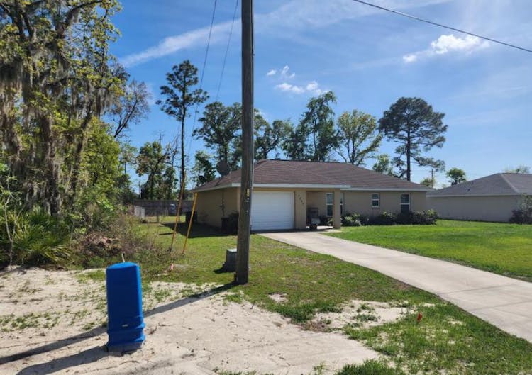 7047 131st Loop Ocala, FL 34473, Marion County