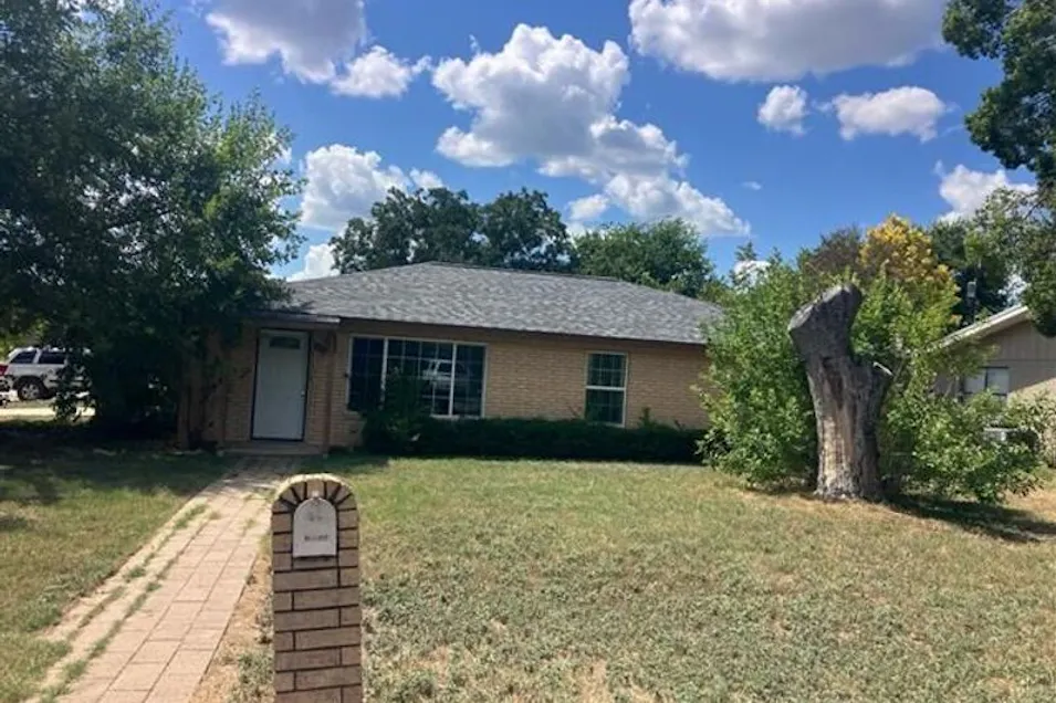 300 Highland Dr Burnet, TX 78611, Burnet County