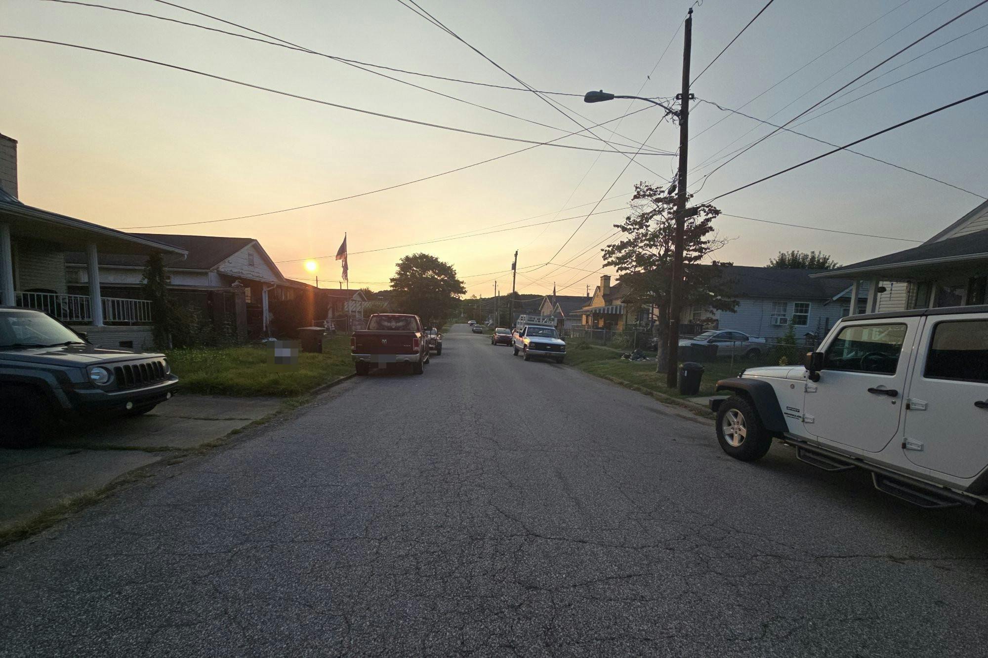 18th St, Nitro, WV 25143 #1