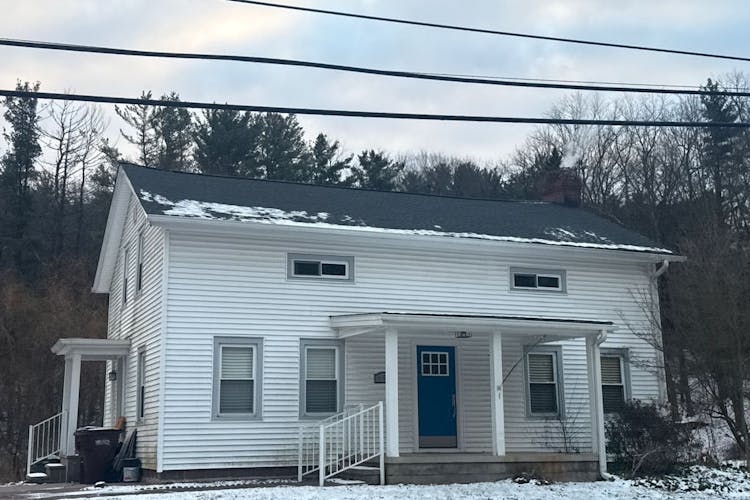 653 Crystal Lake Road Akron, OH 44333, Summit County