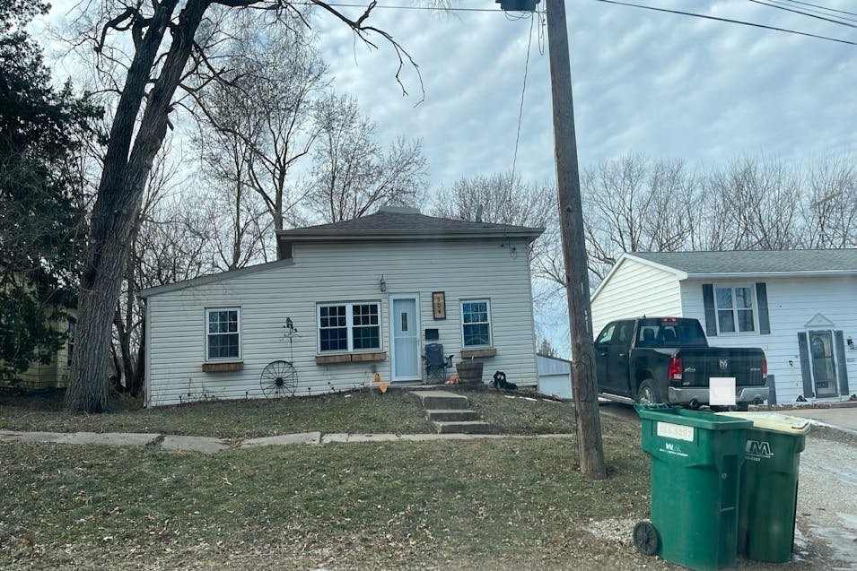 504 N Stone St Creston, IA 50801, Union County