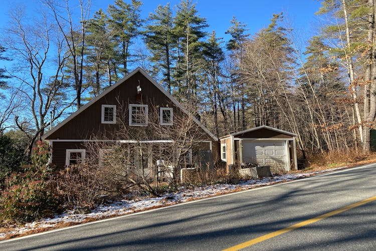 90 Mountain Road Erving, MA 01344, Franklin County