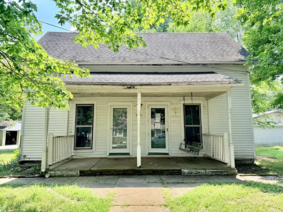 309 W Steam Mill St New Harmony, IN 47631, Posey County