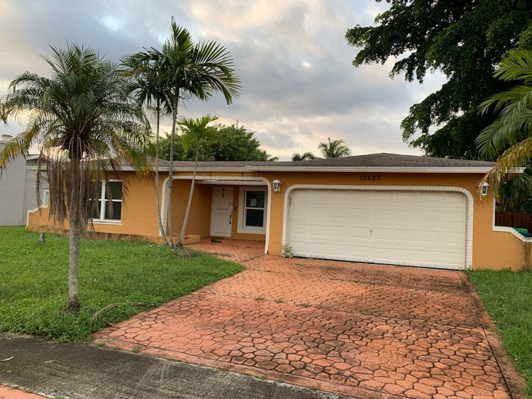 10620 NW 28th Manor Sunrise, FL 33322, Broward County