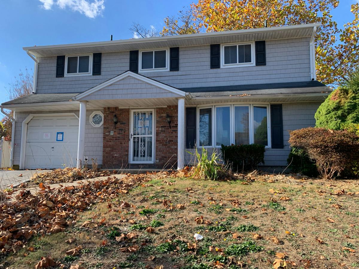 Cone Ave, Central Islip, NY 11722