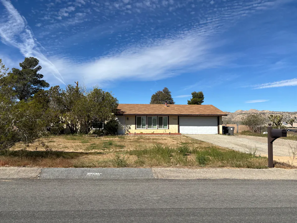 7090 Emerson Ave Yucca Valley, CA 92284, San Bernardino County