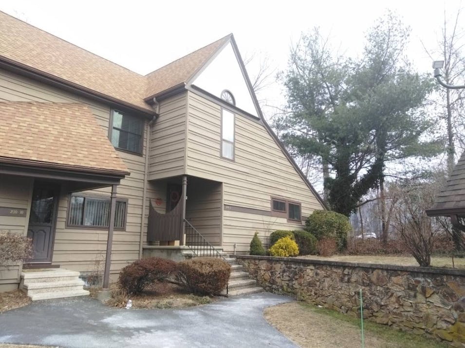 230 Thompson Street Unit 311, East Haven, CT 06513, New Haven County