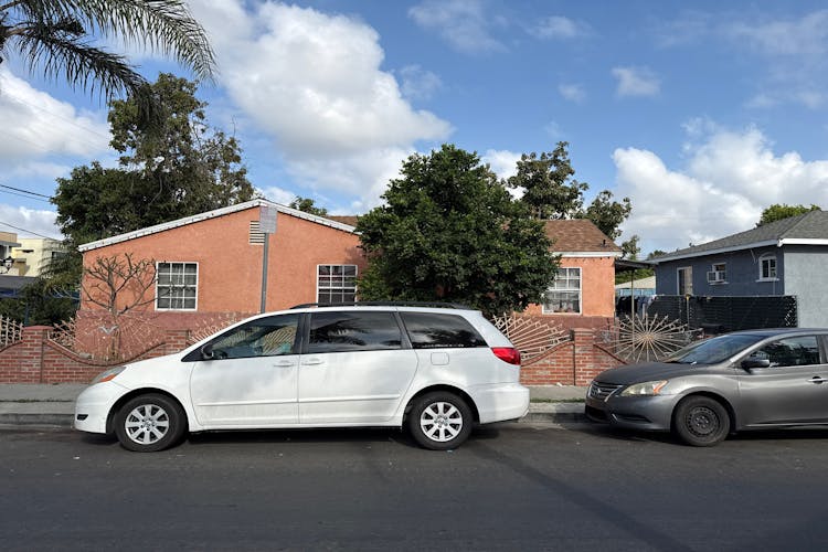 10857 & 10859 Kalmia Street Los Angeles, CA 90059, Los Angeles County