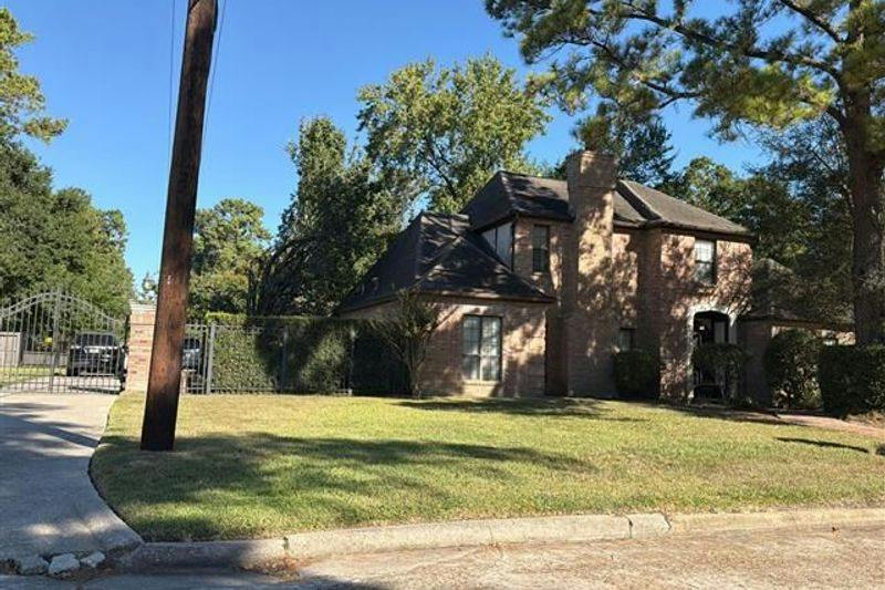 Anvil Dr, Houston, TX 77090