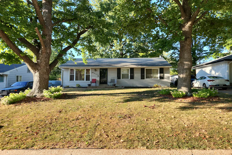 8617 Gwin Drive Hazelwood, MO 63042, St. Louis County