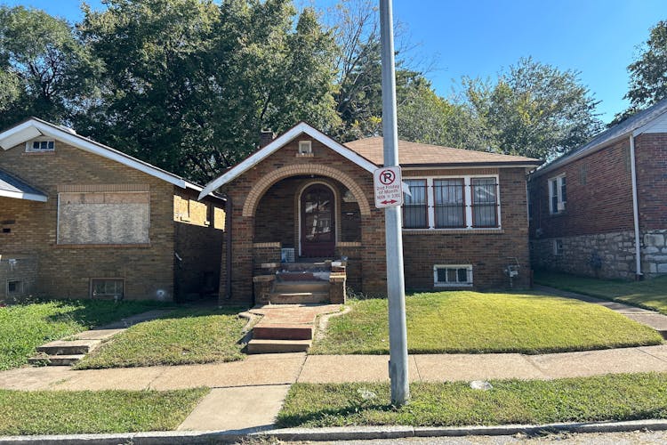 5628 Hiller Pl,Saint Louis, MO 63136, St. Louis County