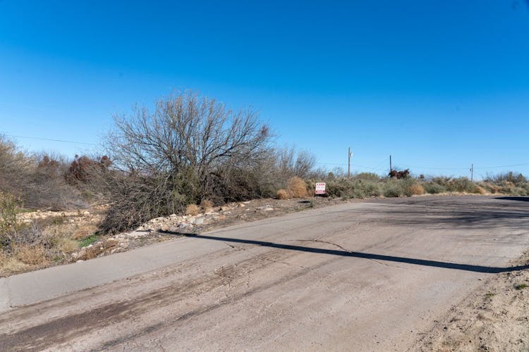 600 W Spur Dr Safford, AZ 85546, Graham County