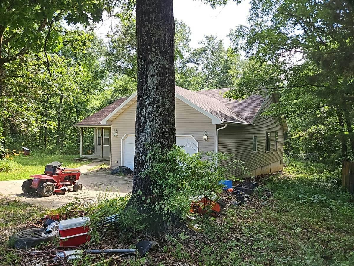 Majestic Ln, Lebanon, MO 65536