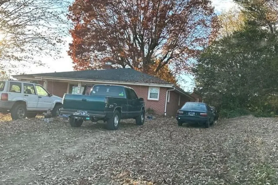 2209 Oak St Johnson City, TN 37615, Washington County