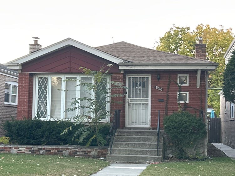 8810 S. Euclid Ave Chicago, IL 60617, Cook County