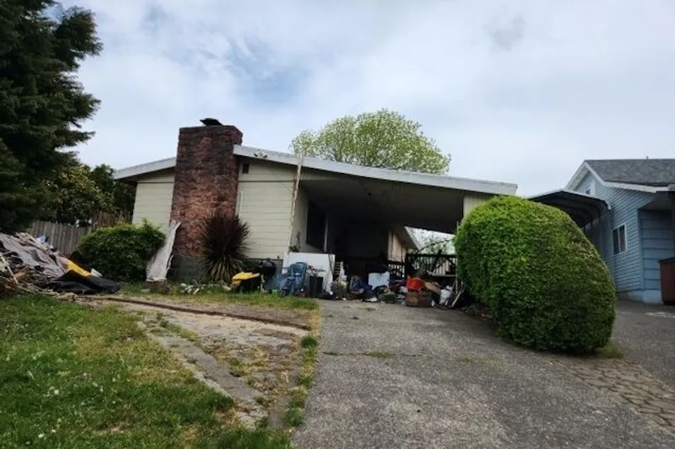 2353 Brussells St North Bend, OR 97459, Coos County