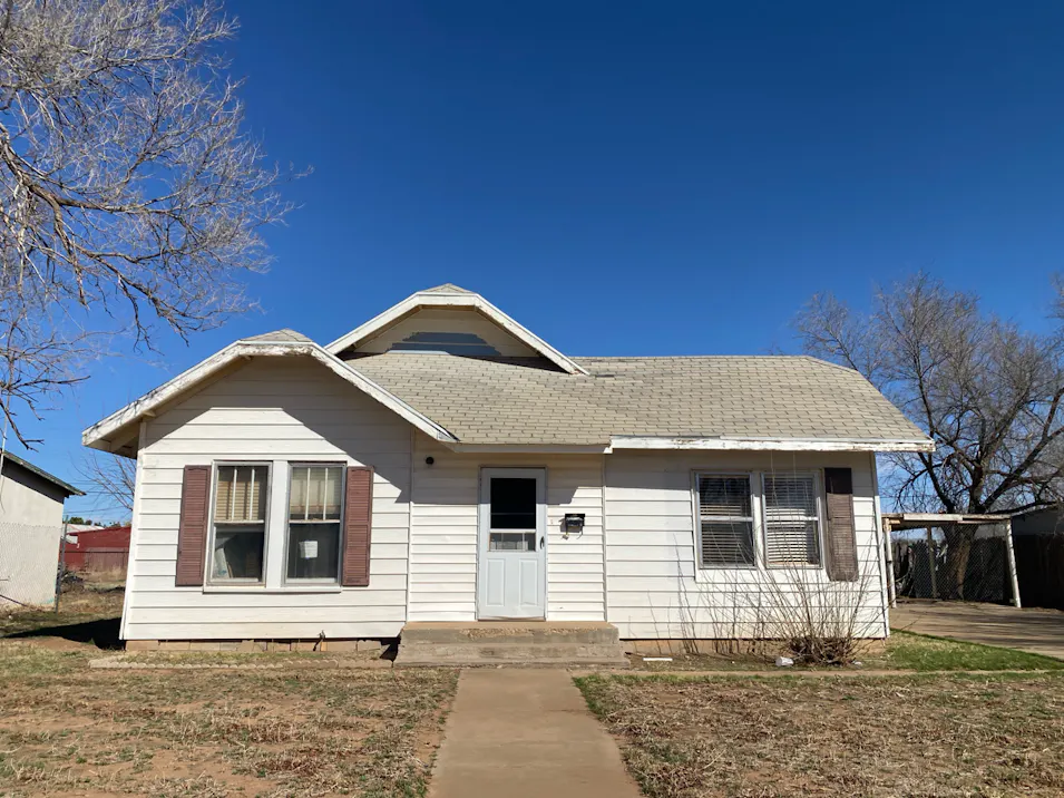 1130 S 12th St Slaton, TX 79364, Lubbock County