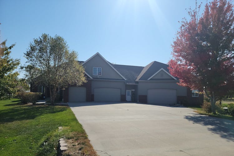 20707 Sheffield St Elkhorn, NE 68022, Douglas County