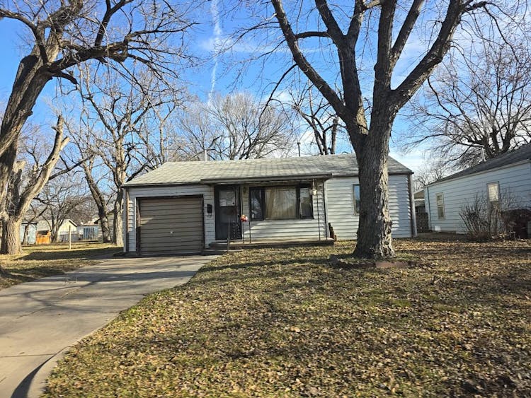 1932 S Mosley Ave. Wichita, KS 67211, Sedgwick County