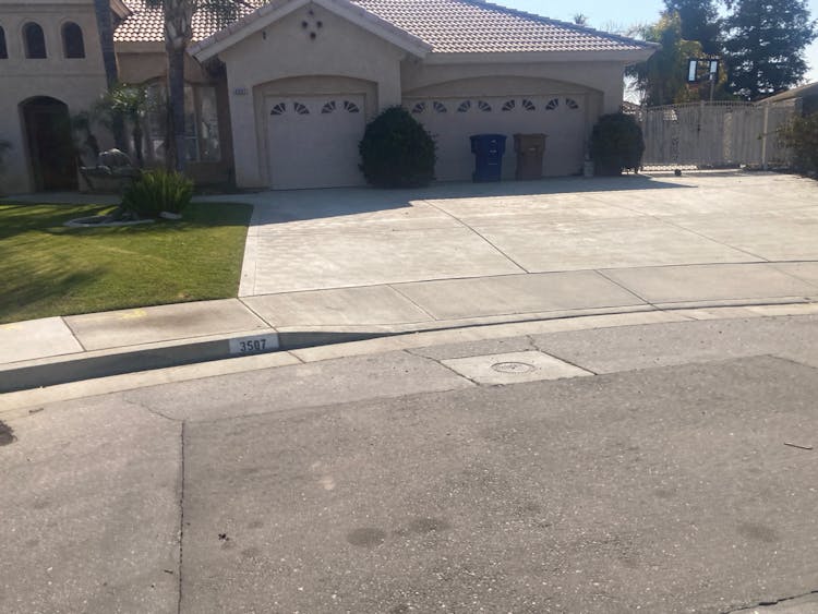 3507 Sycamore Creek Dr Bakersfield, CA 93313, Kern County