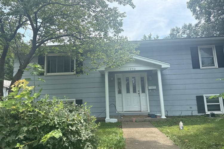 1250 Park Place Jacksonville, IL 62650, Morgan County