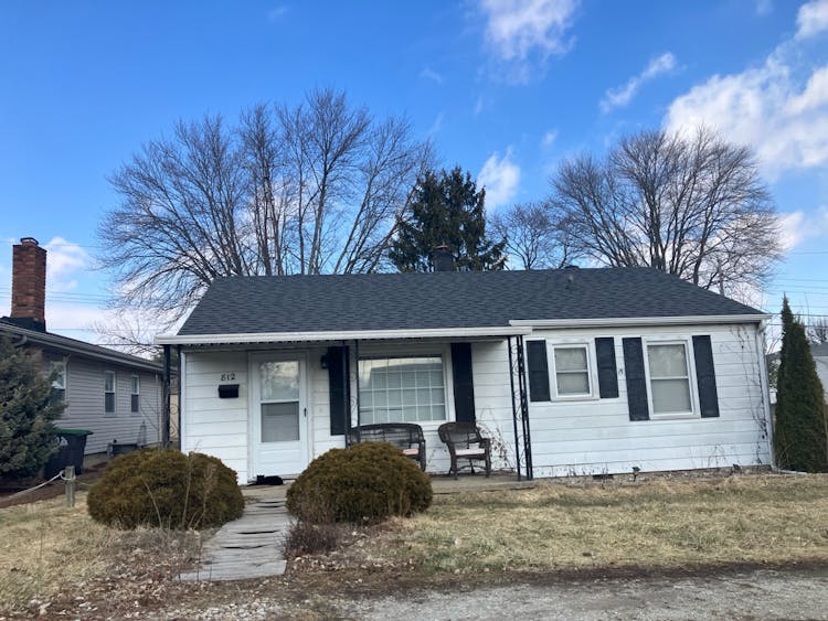 812 E Roosevelt St Rushville, IN 46173-1339, Rush County