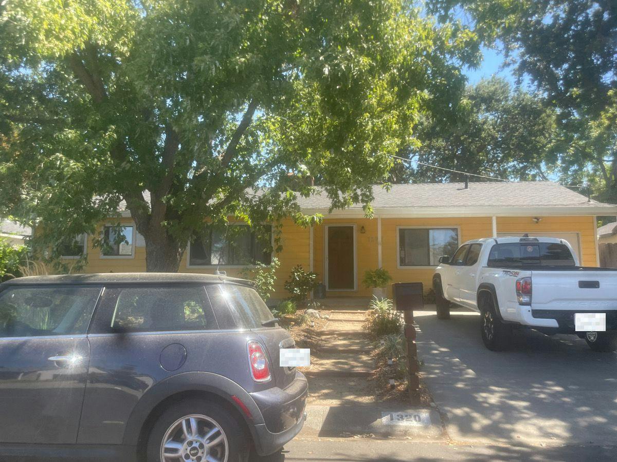 Apple Dr, Concord, CA 94518